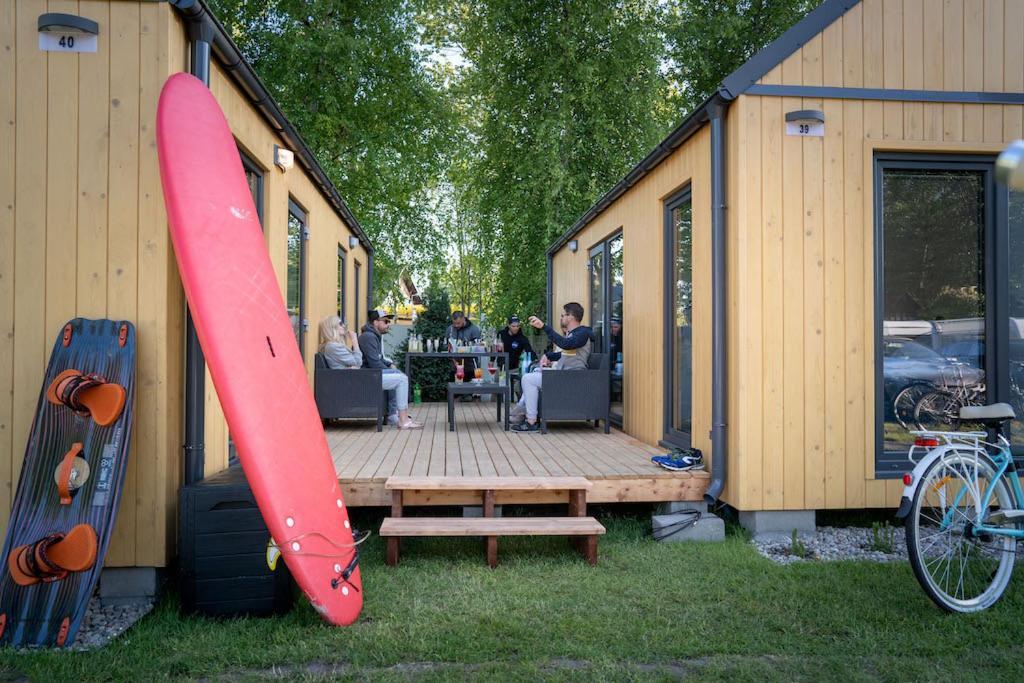 Pod Cyprysami - Surf & Family Resort Jastarnia Ngoại thất bức ảnh